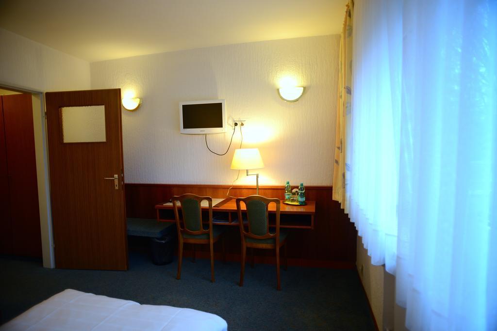 Hotel Marienhof Duesseldorf Neuss Esterno foto